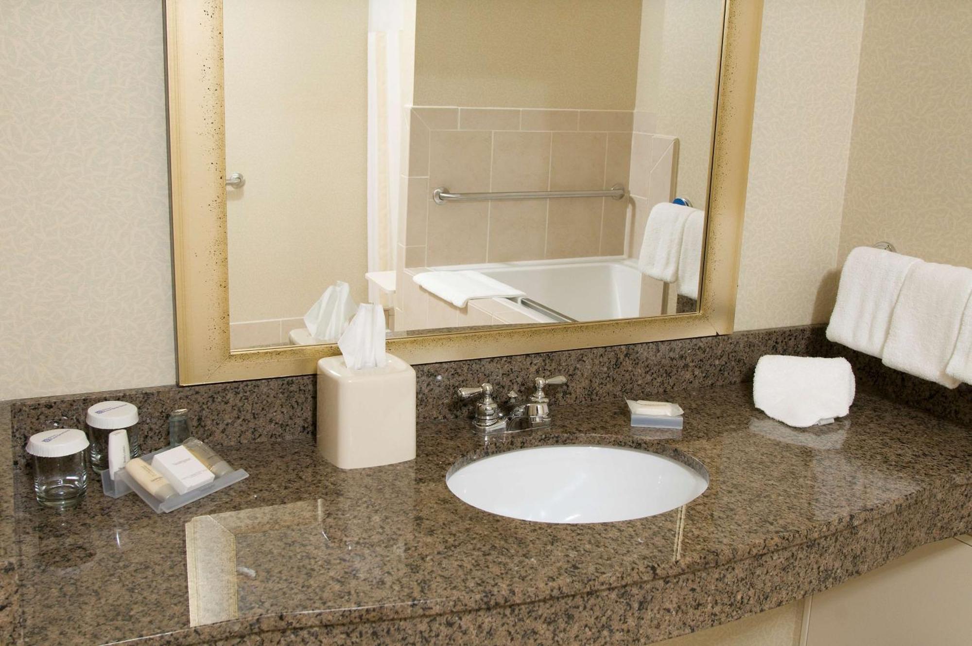 Hilton Garden Inn Mount Holly/Westampton Luaran gambar